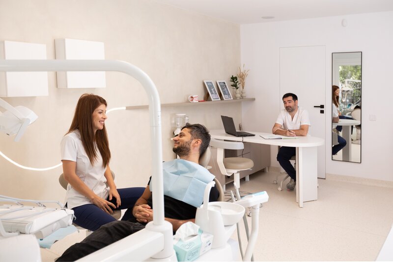 MOD - Momente Oameni Dinti - Clinica stomatologica