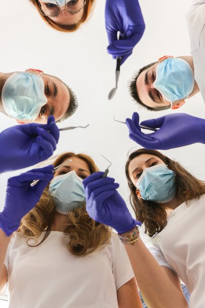 MOD - Momente Oameni Dinti - Clinica stomatologica